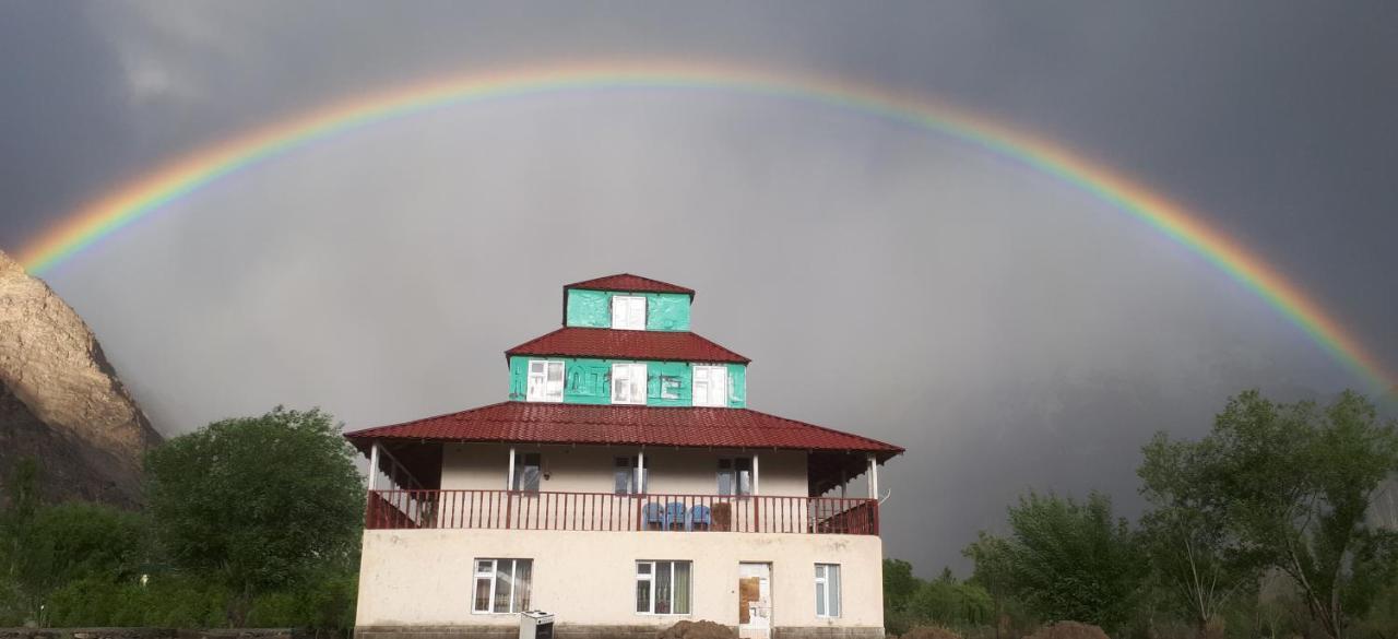 Hostel Muborak Rushan Exterior foto